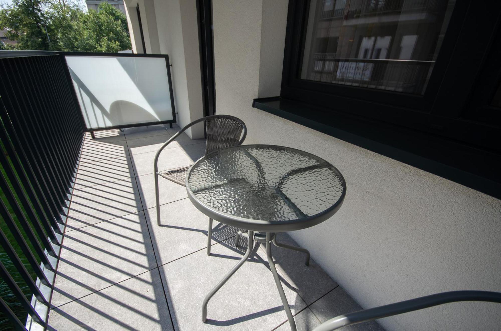 Inpoint Apartments G15 Near Old Town & Kazimierz District & Parking Option Krakow Room photo